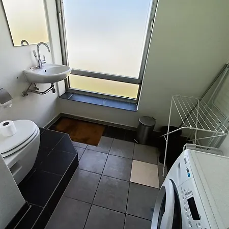 Stylish 3br - Rooftop Lounge - Big Kitchen شقة
